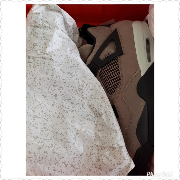 Jordan 4 "Taupe 4s" - Picture 2 of 4